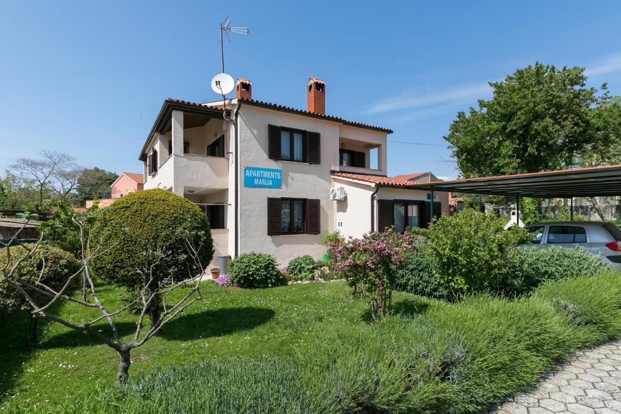 Apartments Marija Фунтана Екстериор снимка