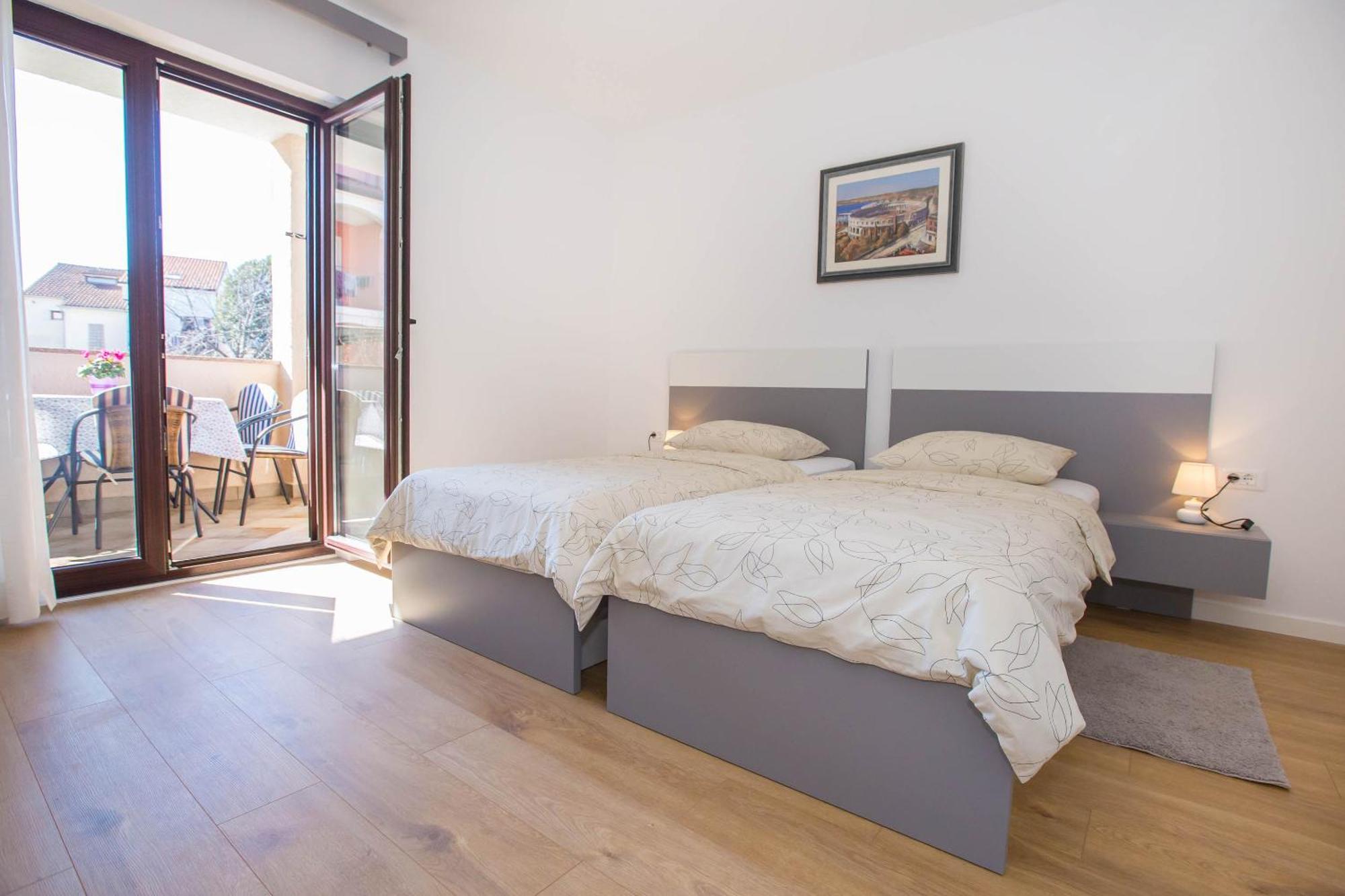 Apartments Marija Фунтана Екстериор снимка